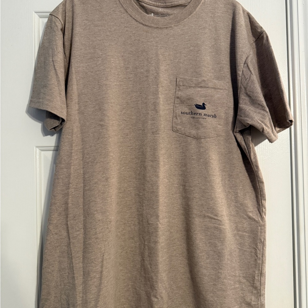 Southern Marsh Taupe Short Sleeve Tee Sz Large